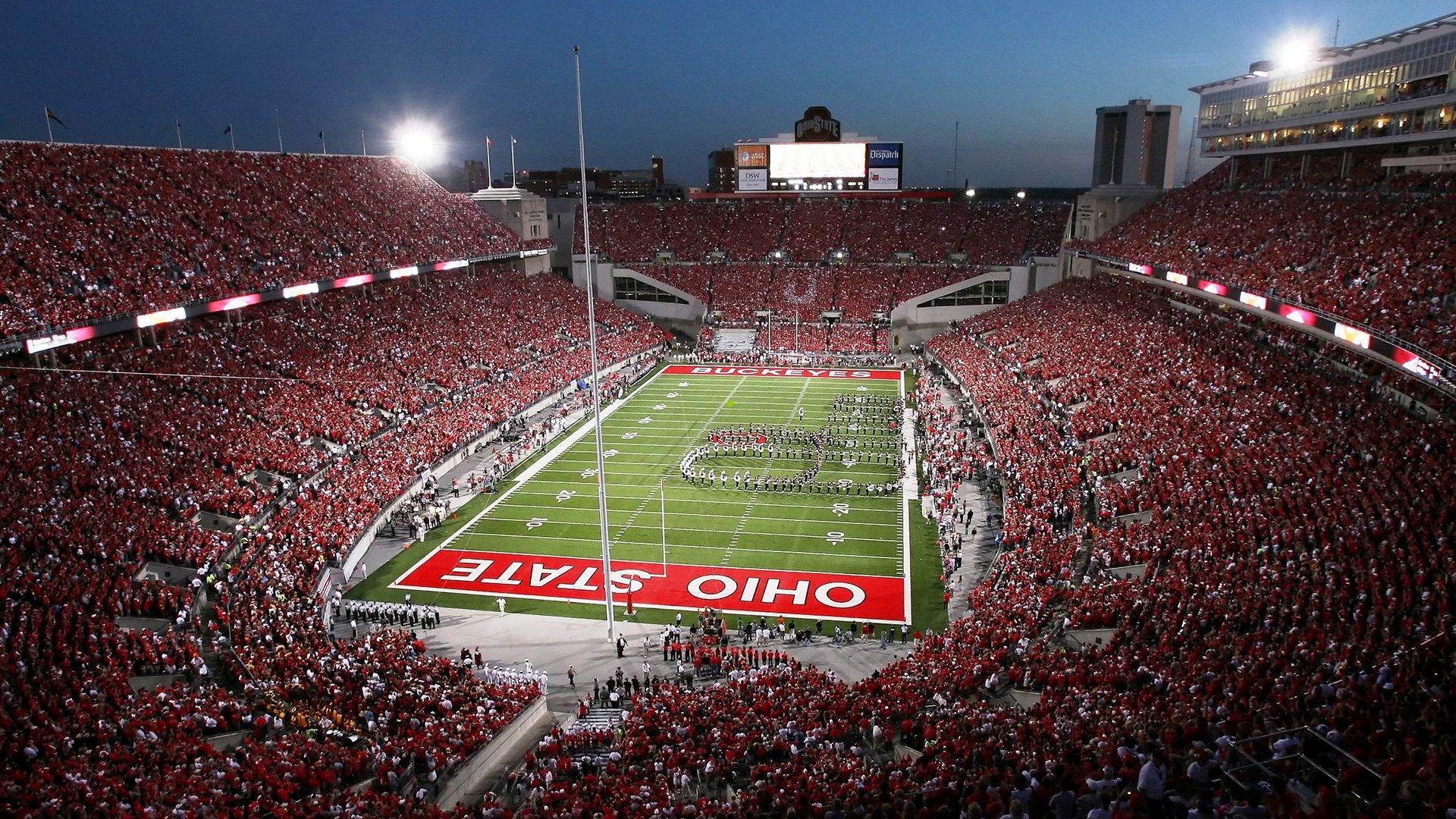 微笑与钢铁,李铁的二十年,从奔跑国脚到掌舵国足